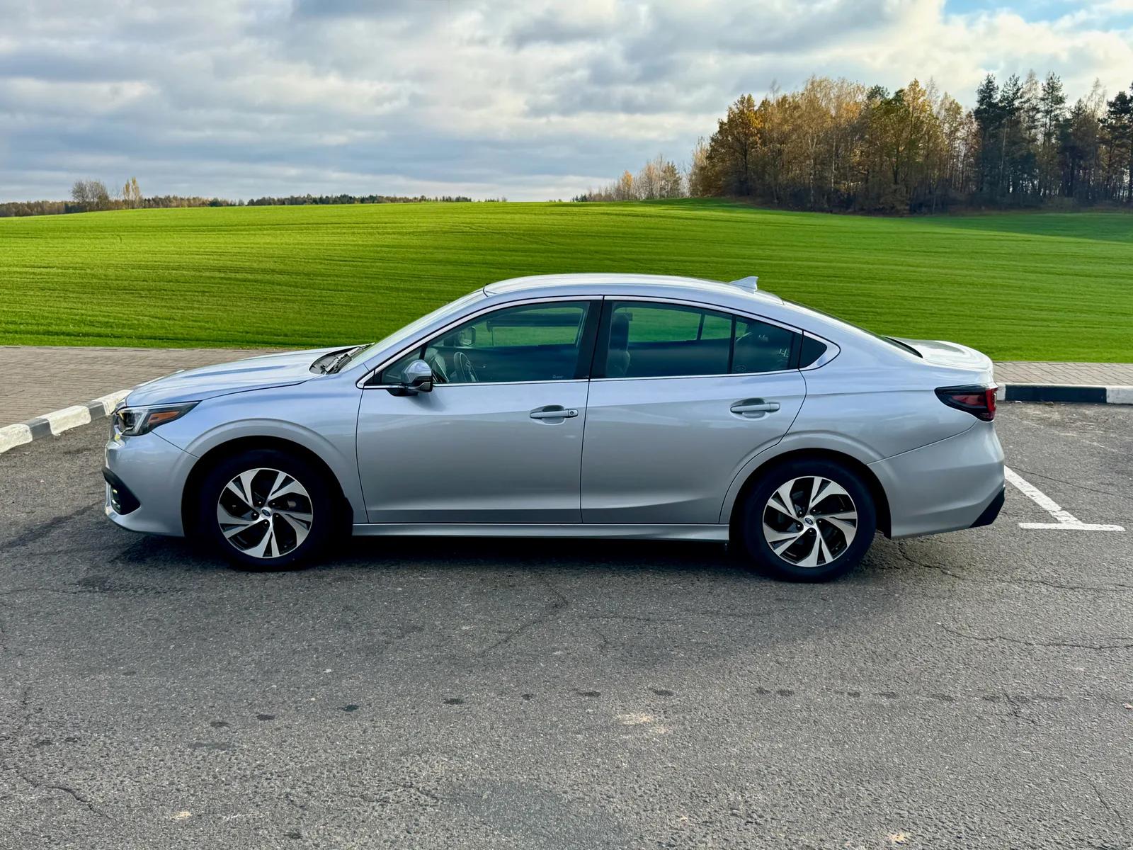 Subaru Legacy фото 4