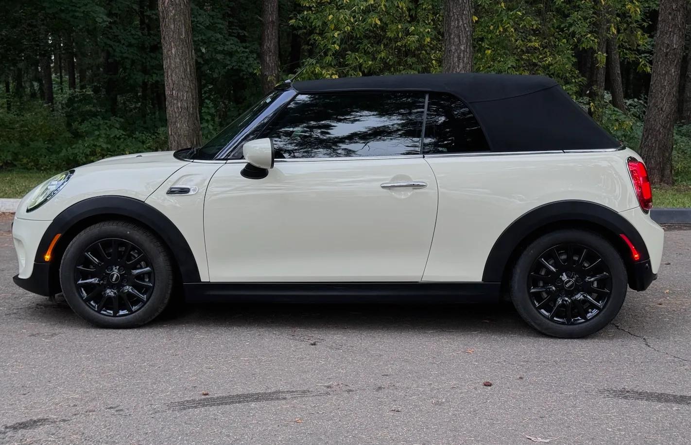 Mini Cooper Cabrio фото 2
